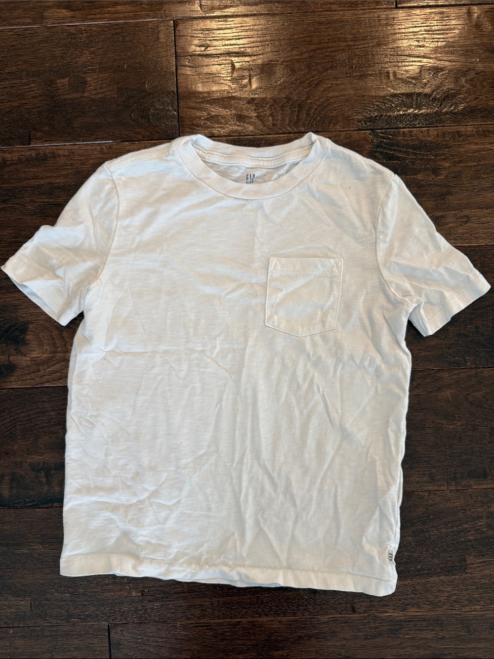 GAP White Short Sleeve Pocket Tee